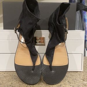 Ferragamo black leather sandals in size 7B